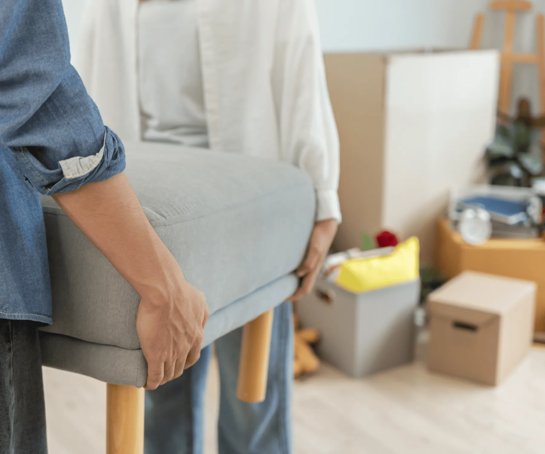 Retirada de mobiliario de una vivienda
